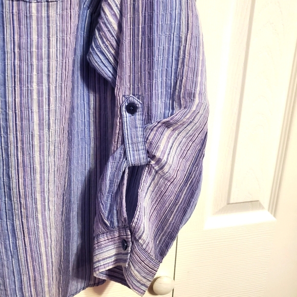 Liz Claiborne Casual Adjustable Long Sleeves Blouse - Picture 4 of 6